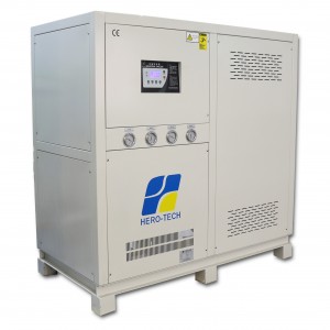 Industrijski rashladni uređaj sa vodenim hlađenjem