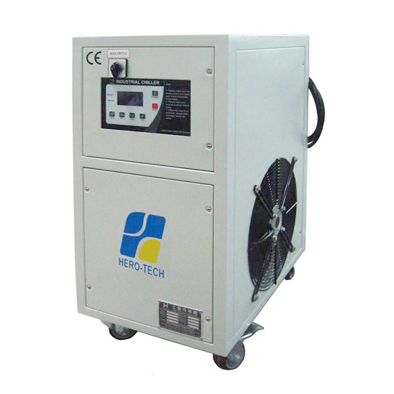 Hero-Tech Full Falling Film Evaporating Water Chiller 1000rt 3516kw Wider Operation Range But Compact Size Air Cooled Circulating Water Chiller Featured Image